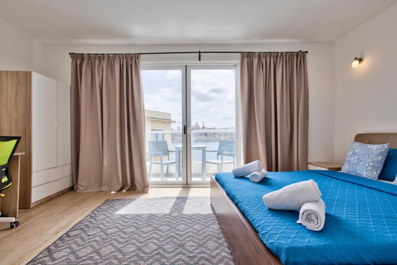 Sliema Duplex Penthouse With Sea Views & Private Terrace By Shortletsmaltaアパートメント エクステリア 写真