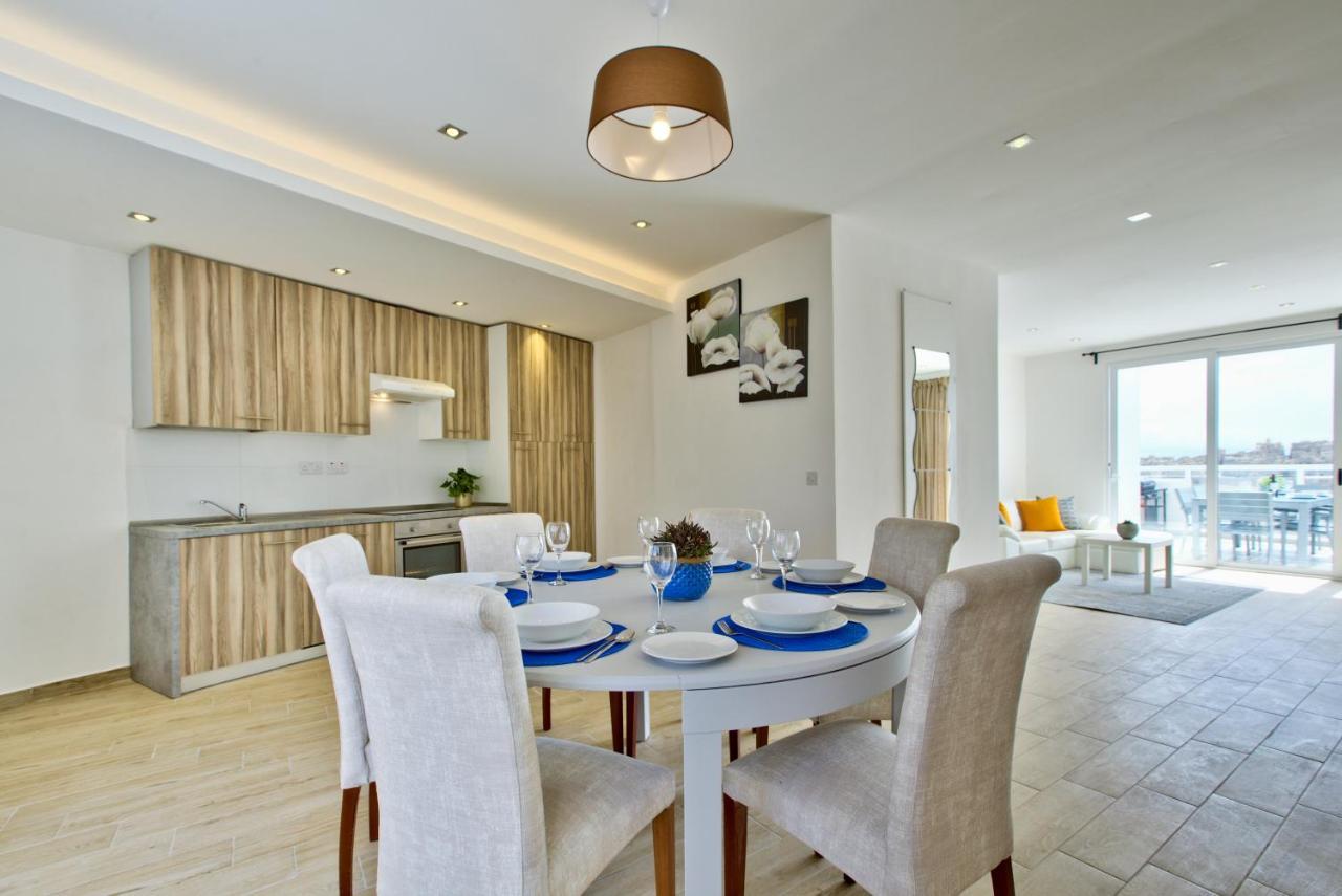 Sliema Duplex Penthouse With Sea Views & Private Terrace By Shortletsmaltaアパートメント エクステリア 写真