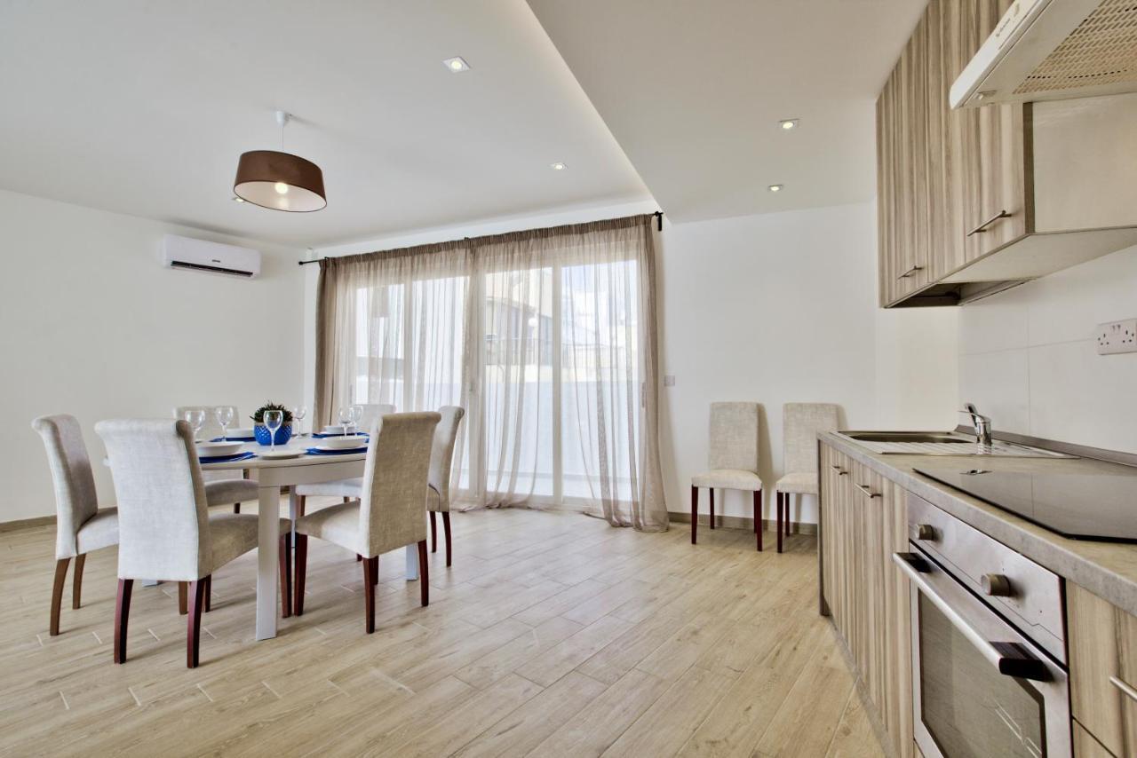 Sliema Duplex Penthouse With Sea Views & Private Terrace By Shortletsmaltaアパートメント エクステリア 写真