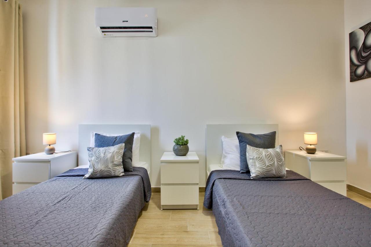 Sliema Duplex Penthouse With Sea Views & Private Terrace By Shortletsmaltaアパートメント エクステリア 写真