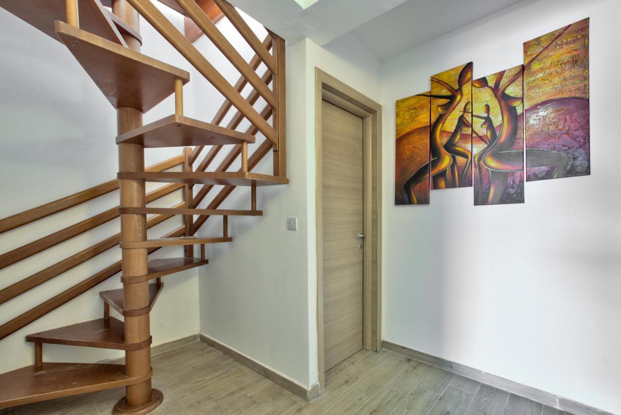 Sliema Duplex Penthouse With Sea Views & Private Terrace By Shortletsmaltaアパートメント エクステリア 写真