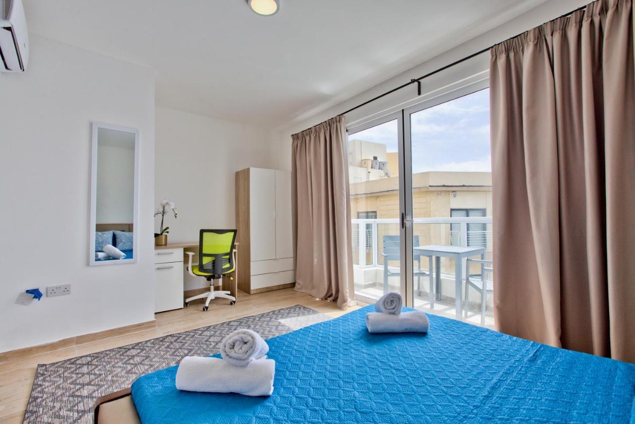 Sliema Duplex Penthouse With Sea Views & Private Terrace By Shortletsmaltaアパートメント エクステリア 写真